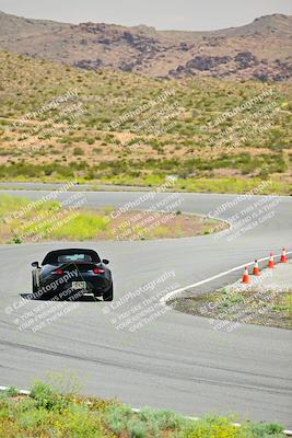 media/May-04-2024-Team Topak Racing (Sat) [[1dff1aa745]]/Inter Low 1/Session 2/